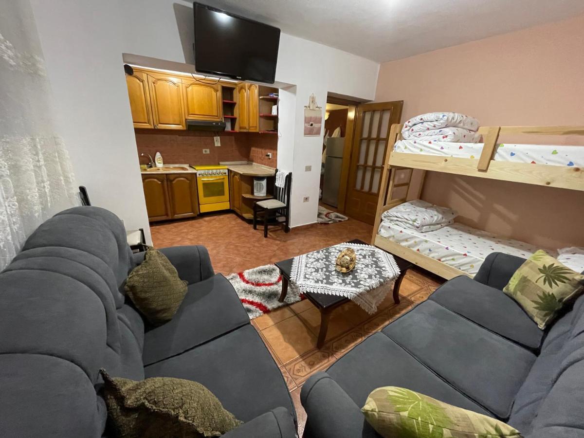 Main Square Tirana Apartment Eksteriør billede